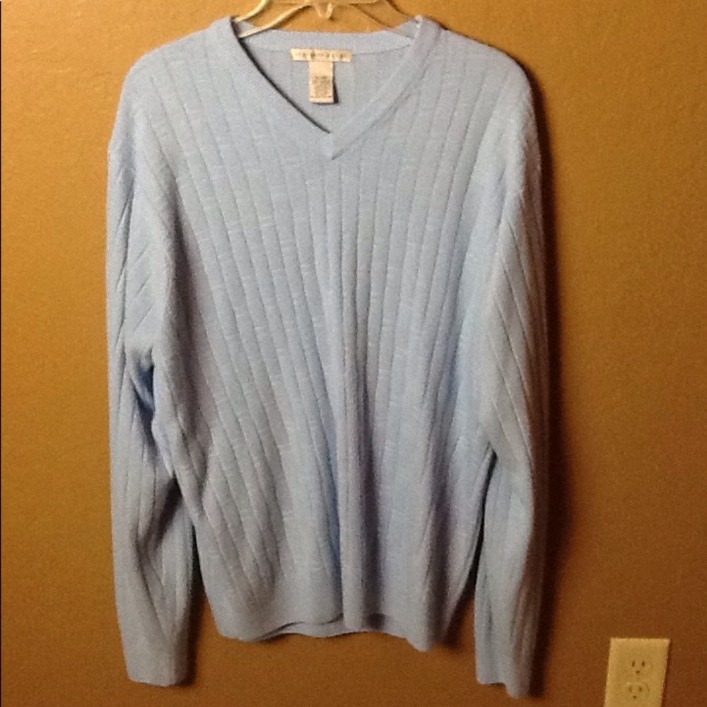 Men's long sleeve sweater